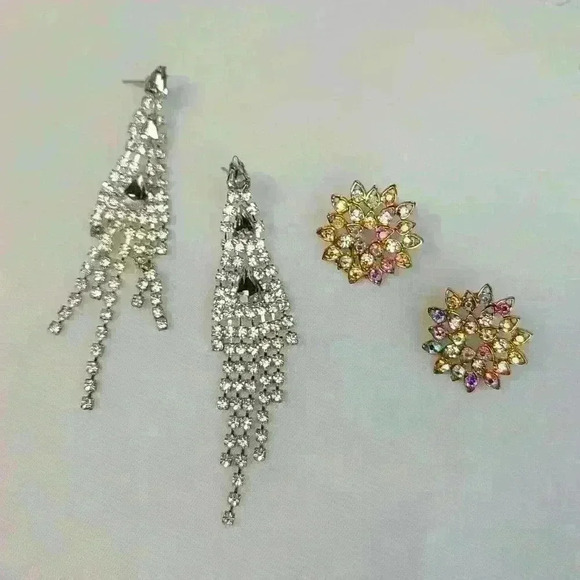 Aurora rhinestones earrings bundle - Picture 4 of 17